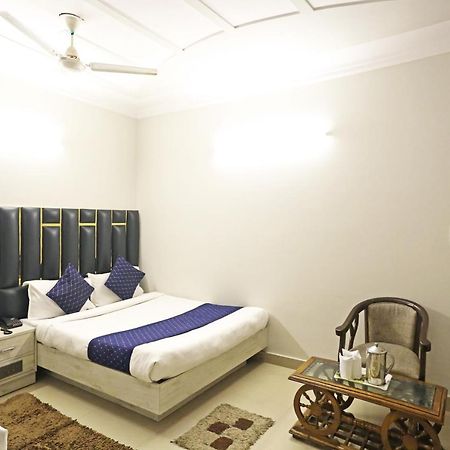 Hotel Ratandeep International At New Delhi Railway Station Exterior photo