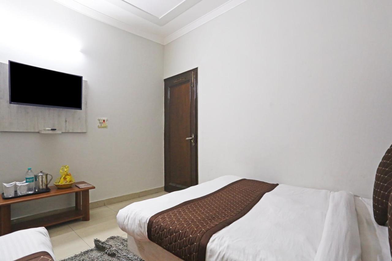 Hotel Ratandeep International At New Delhi Railway Station Exterior photo
