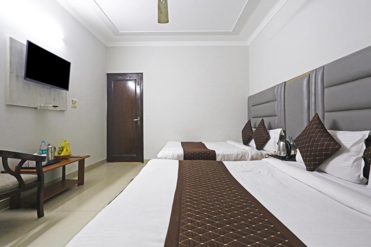 Hotel Ratandeep International At New Delhi Railway Station Exterior photo
